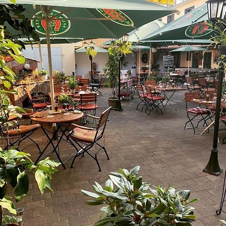 Pension Goldene Mitte Groß-Zimmern Exteriér fotografie