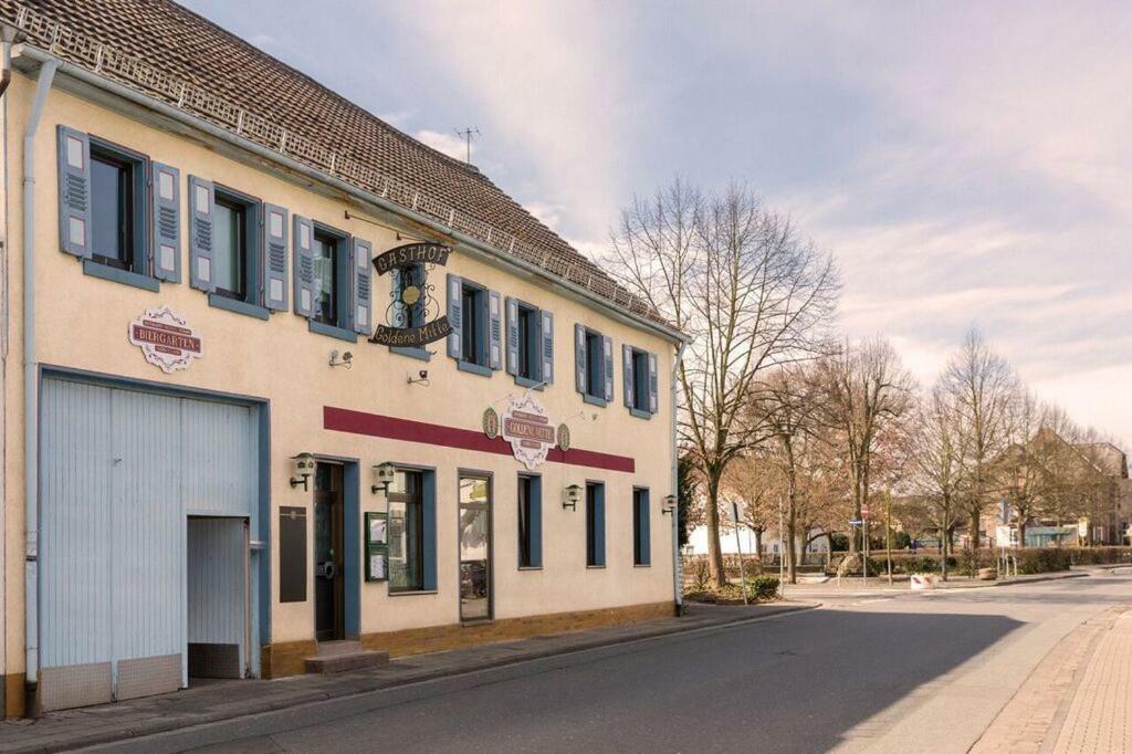 Pension Goldene Mitte Groß-Zimmern Exteriér fotografie
